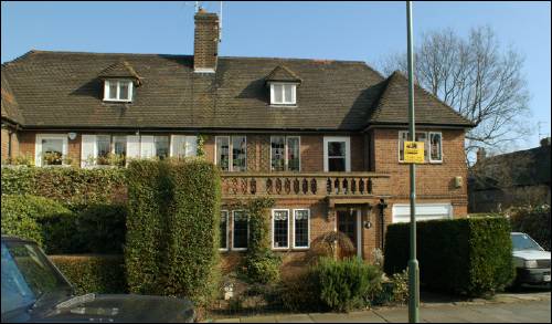 04 Thornton Way a